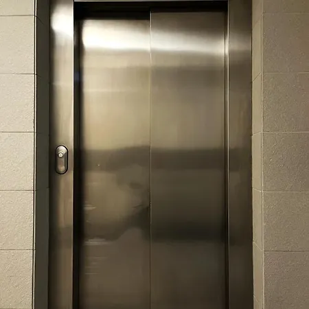 Apartamento Jagielly ~ Self Check-in 24h ~ Parking & Lift *